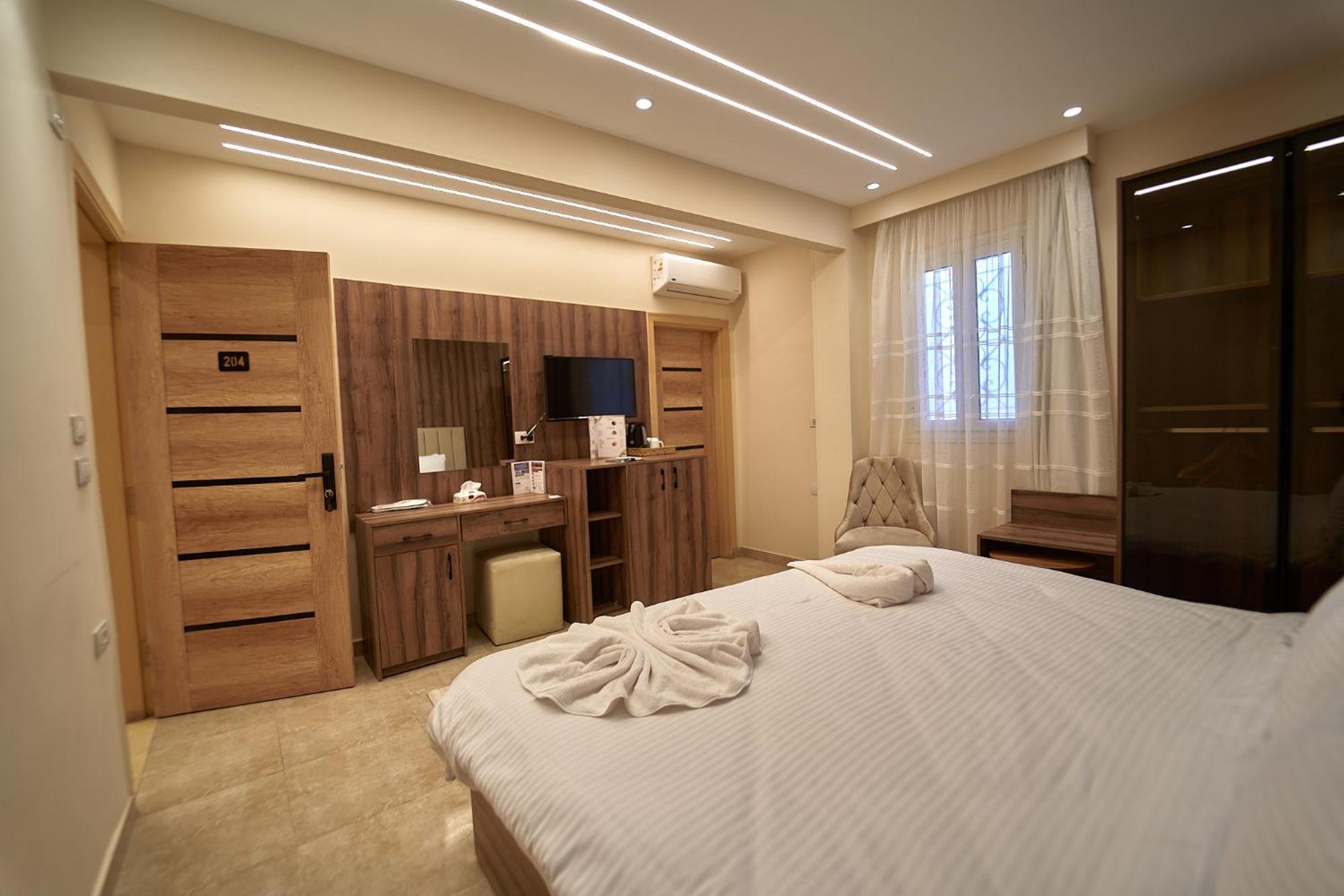 The Palace Pyramids Hotel Nazlet el-Sîsi Екстериор снимка